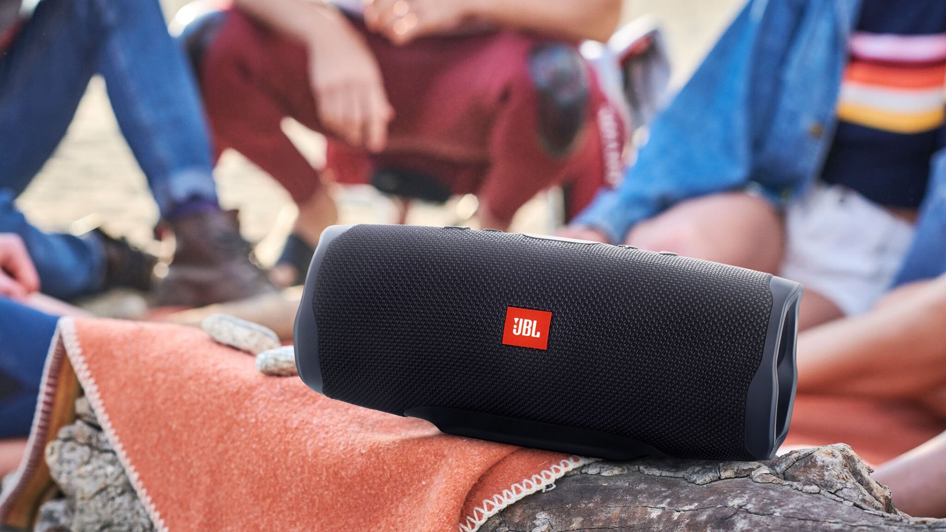 JBL Charge 4.jpg