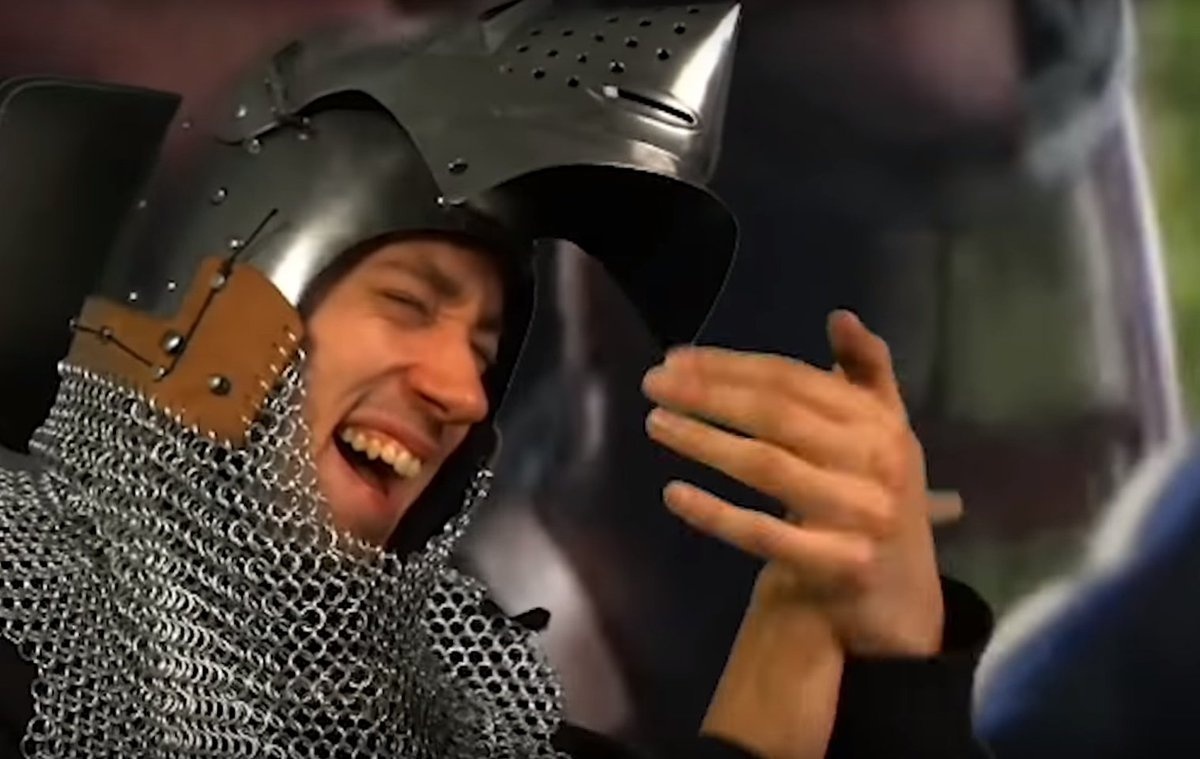 HandOfBlood streams in a knight outfit https://twitter.com/handiofiblood/