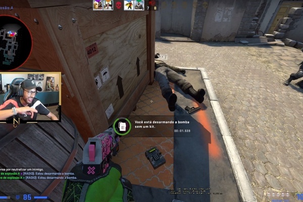 Fußballstar Neymar ⚽ streamt auf Twitch.tv und rockt in CS:GO (Clip/Channel)