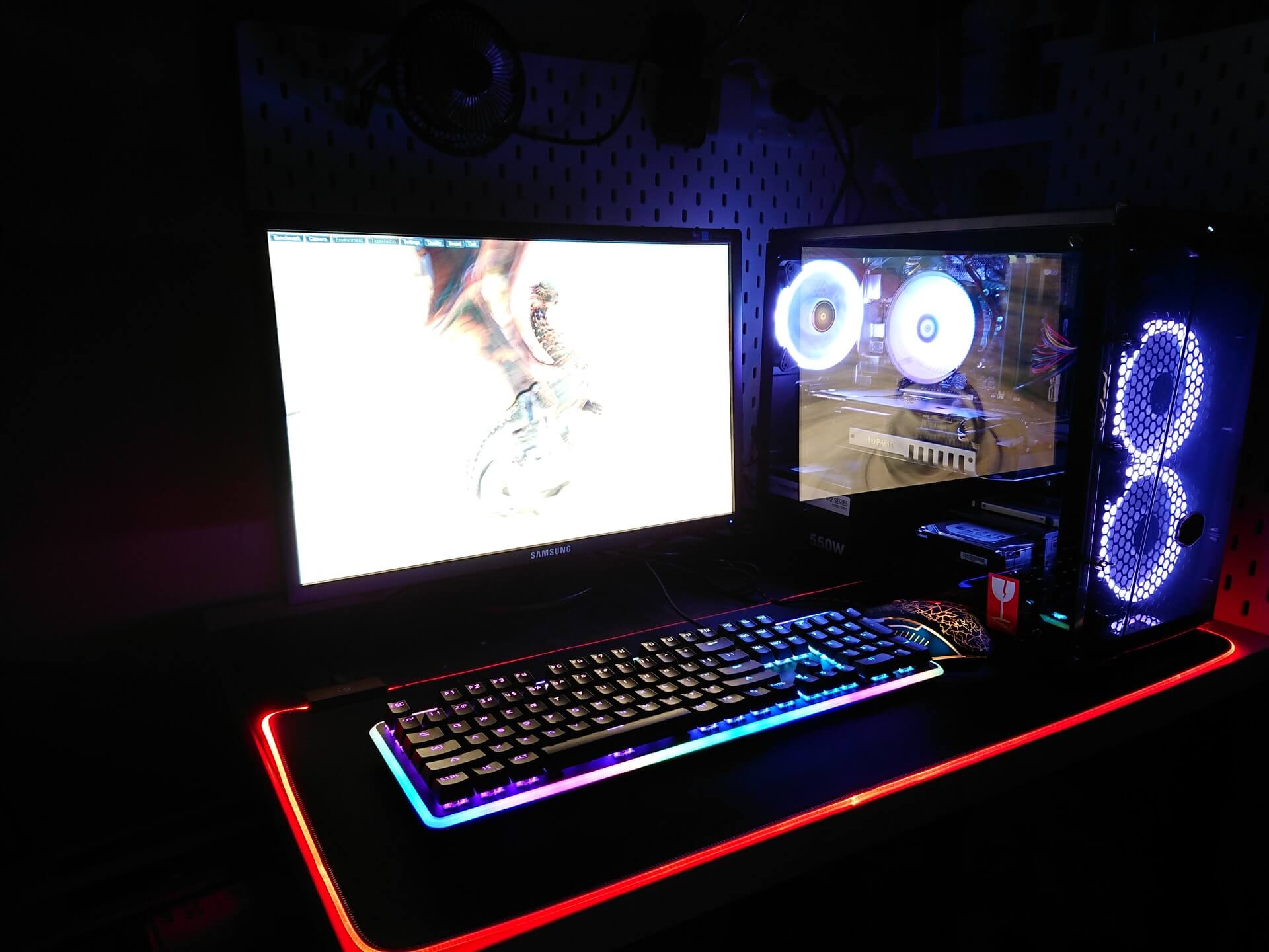 gaming-keyboard-setup.jpg